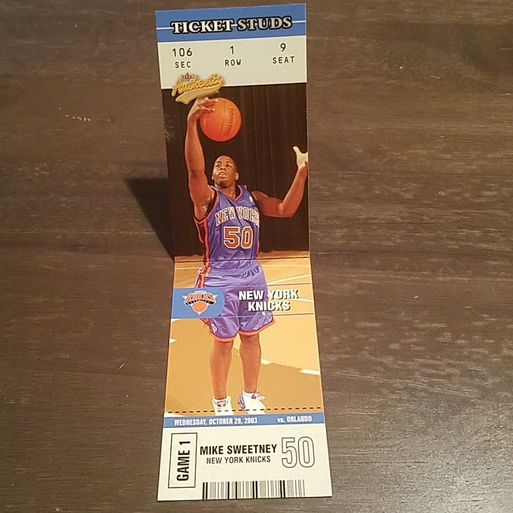 2003 Skybox Ticket Studs M. Sweetney